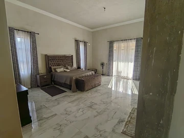 7 Bedroom Townhouse Complex
