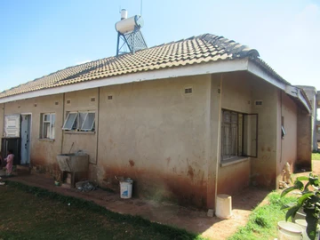 Gletwin 3 bed cottage available for immediate occupation