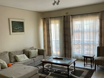 3 Bedroom Flat & Apartment