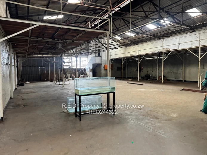 Versatile Retail, Office & Warehouse Facility