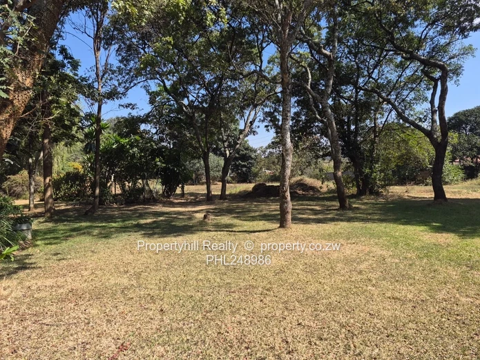 6000m² Access-Controlled Wedding Venue, Tree-Lined Plot with Water in Tynwald (Sole Mandate)