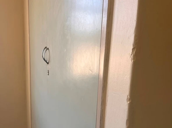 2 Bedroom Flat & Apartment