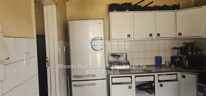 Secure  2-Bed Flat in Eastlea with Veranda & Borehole