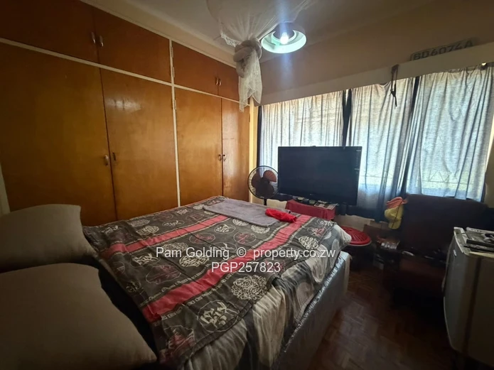 5-Bed Parklands Home with Borehole & beautiful Lawn (Sole Mandate)
