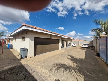 4 Bedroom House