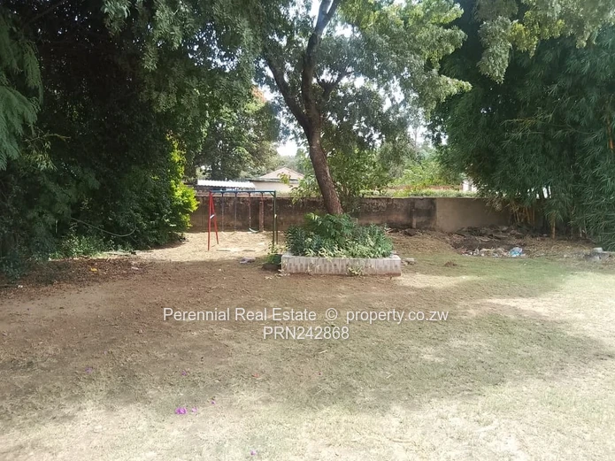 House for sale in Waterfalls