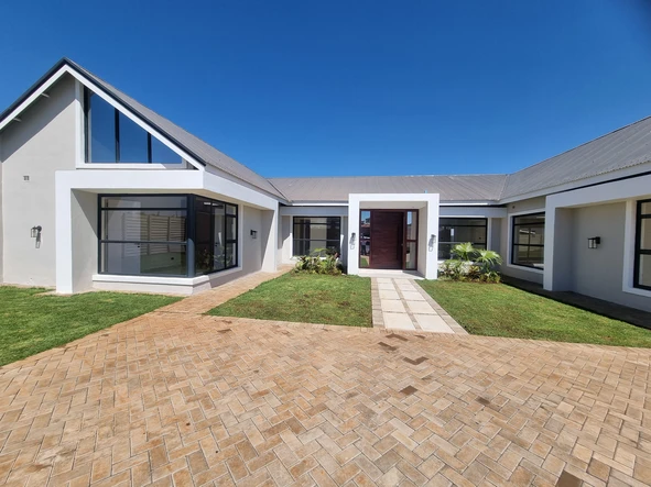 5 Bedroom House
