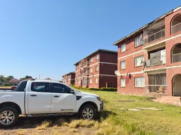 3 Bedroom Flat & Apartment