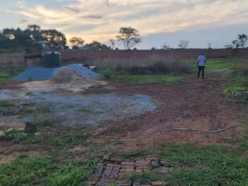 Commercial & Industrial Land