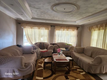 5 Bedroom House