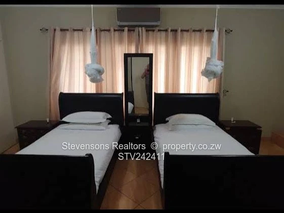 Guest Lodge For Rent (Victoria Falls)