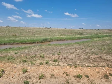 Farm & Agricultural Land