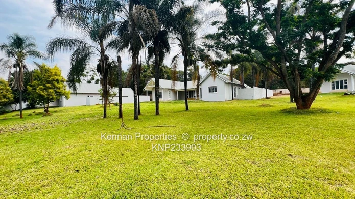 Modern New Build With Great Garden Space & Parking - Well Worth A Visit