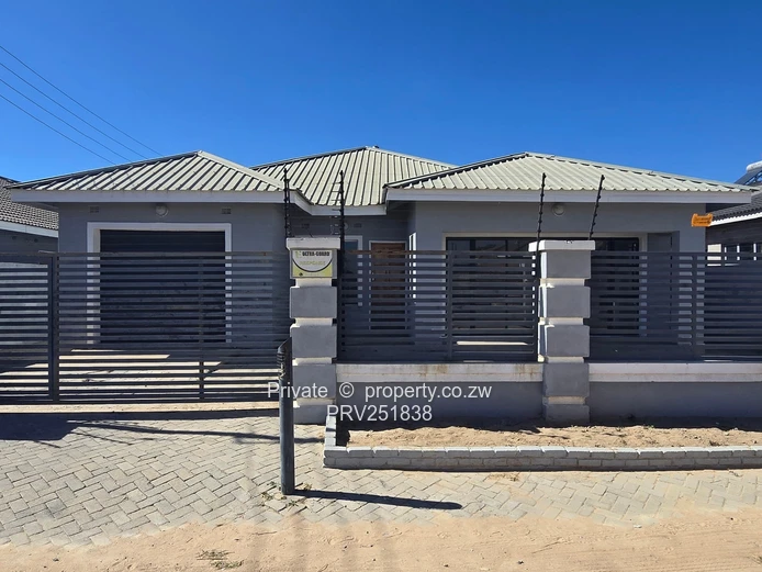 4 Bed House to Let