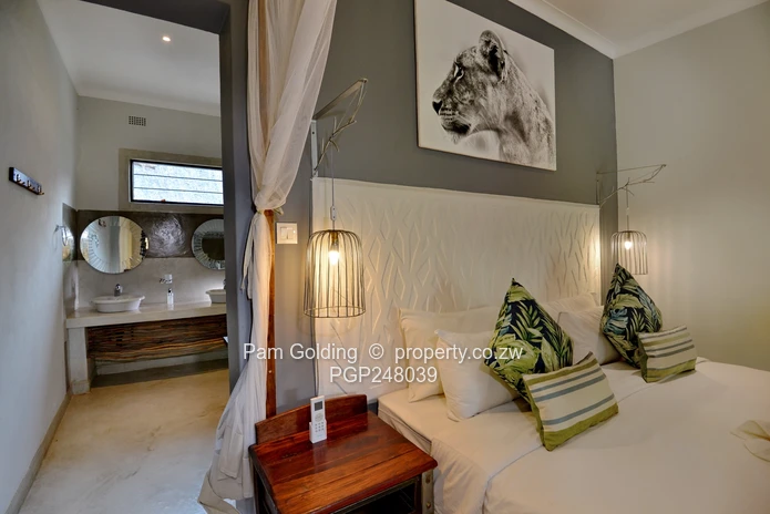 Boutique Hotel in Mica Point Kariba with Lake Views