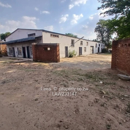 Warehouse,offices,shops and workshops to rent immediately.