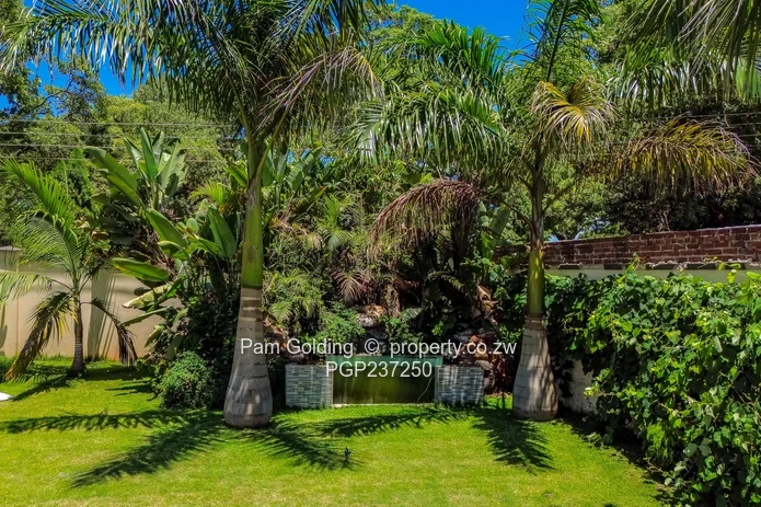 Executive House for Sale (Sole Mandate)