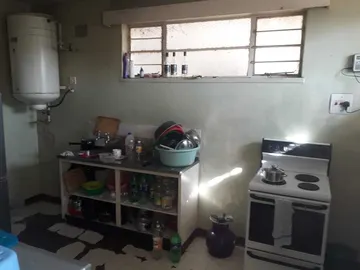 12 Bedroom Flat & Apartment