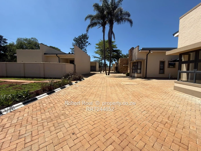 3-Bed Simplex in Pomona