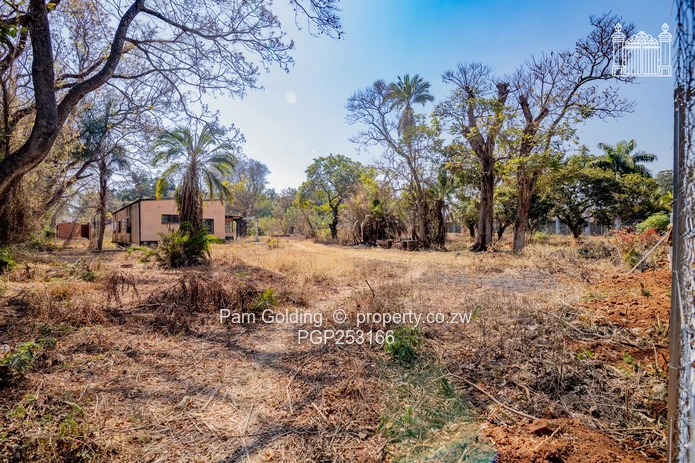 Prime 7,465m² Development Opportunity – Kensington, Harare