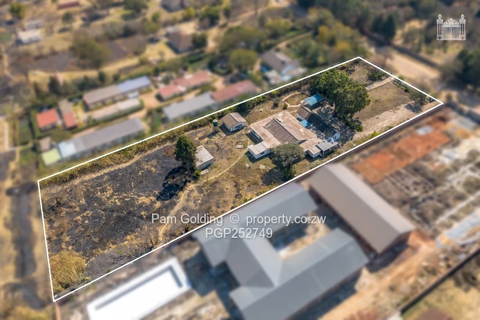 Former Medical Centre on 7300 square metres