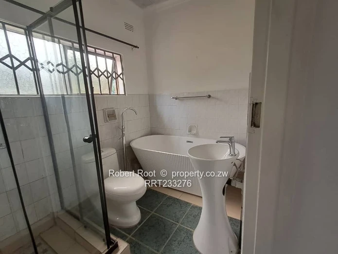 4 bed executive home in the heart of Borrowdale West!