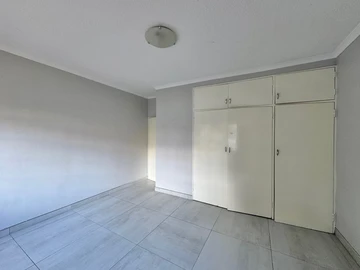 3 Bedroom Garden Flat