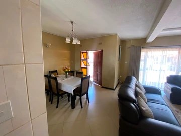 3 Bedroom Garden Flat