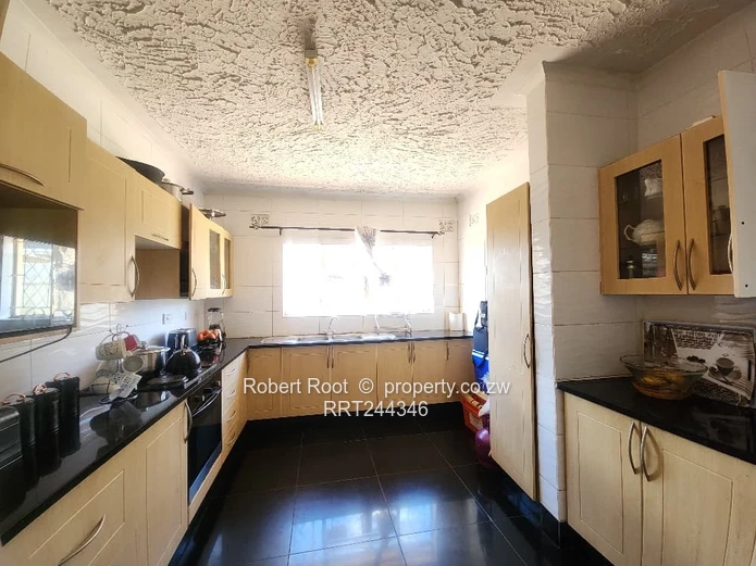 Charming 4 Bed House To Rent In Mount Pleasant