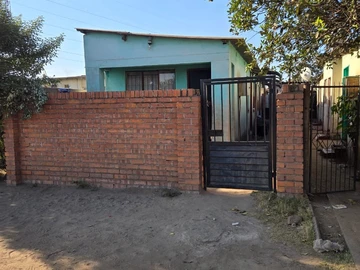 6 Bedroom House