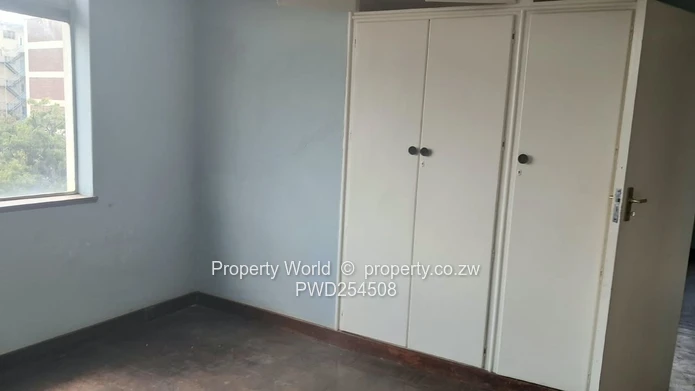3 Bedroom Flat To Let