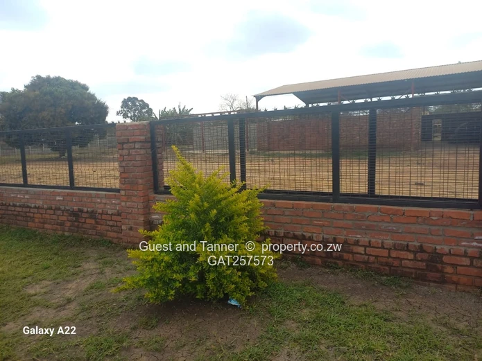 Spacious 14,100 sqm Commercial/Industrial Property in Bindura