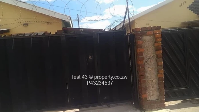 Chitungwiza House for sale 