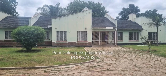 A spacious home with so much potential. (Sole Mandate)