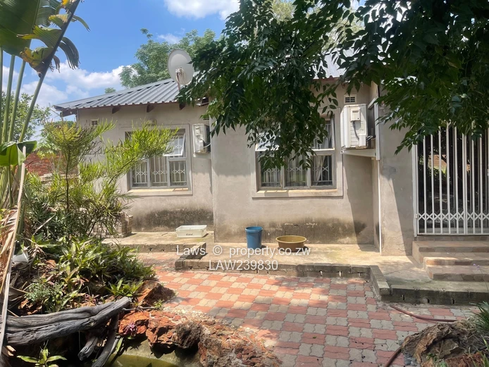 House For Sale in Greendale 