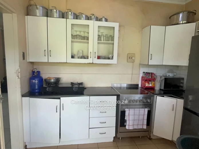 Houghton Park good location can be used for commercial,walled and gated clean deed