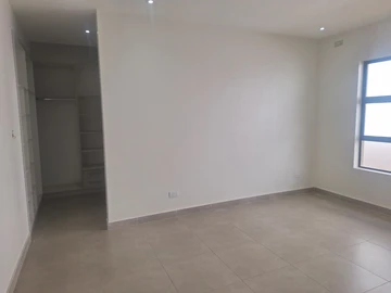 4 Bedroom Garden Flat