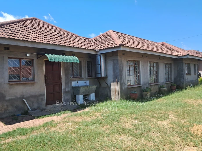 4 Bed Houses for Rent in Old Windsor BLMP190413