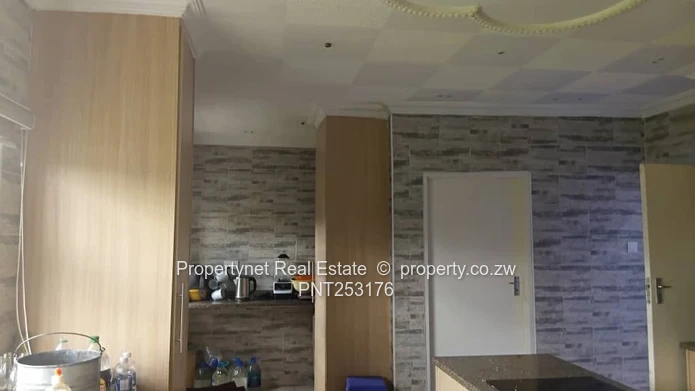 Solid neat family home!!!