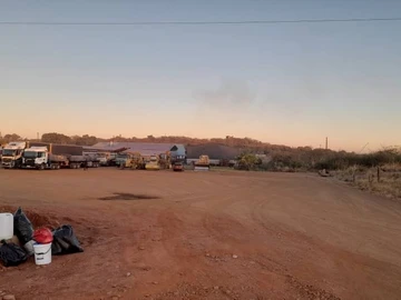 Commercial & Industrial Land