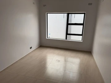 3 Bedroom Garden Flat