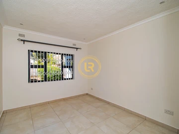 3 Bedroom Garden Flat