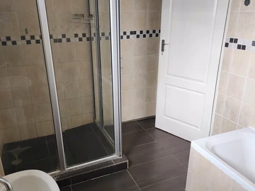 3 Bedroom Garden Flat