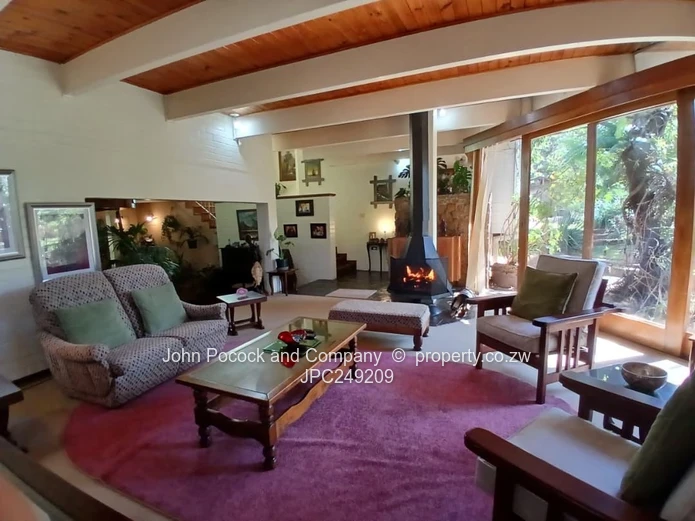 An Executive Sanctuary of Light, Space and Privacy (Sole Mandate)