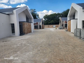 3 Bedroom Garden Flat