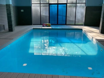 3 Bedroom Flat & Apartment