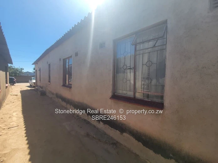 Cowdray Park 3 Bedroomed  house for sale