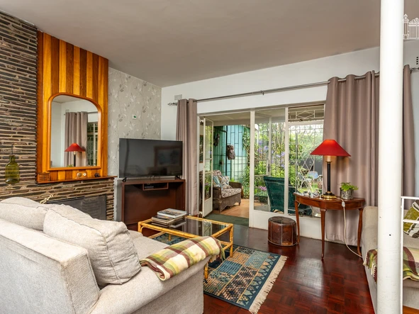 2 Bedroom Garden Flat