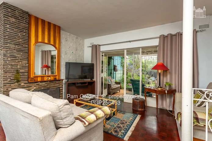 Charming Furnished Townhouse In Avondale