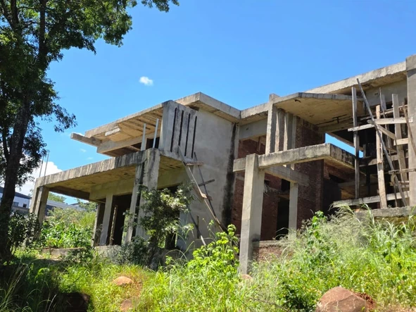 7 Bedroom House